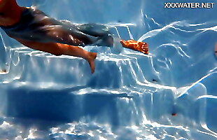 Blonde seduction HD video.