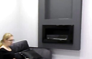 Beauty amateur mom HD video.